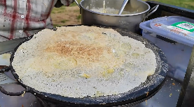 山东美食煎饼街边小吃视频素材