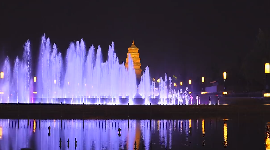 西安大雁塔广场喷泉夜景短视频素材