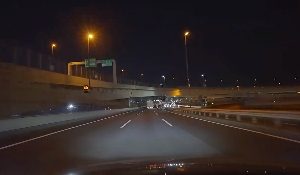 高架桥梁夜晚开车视频素材