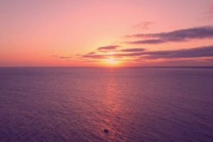 夕阳下唯美大海风景短视频素材